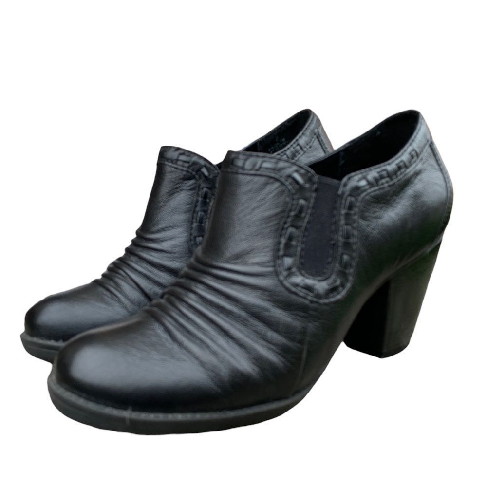 BareTraps Black Leather Ankle Booties